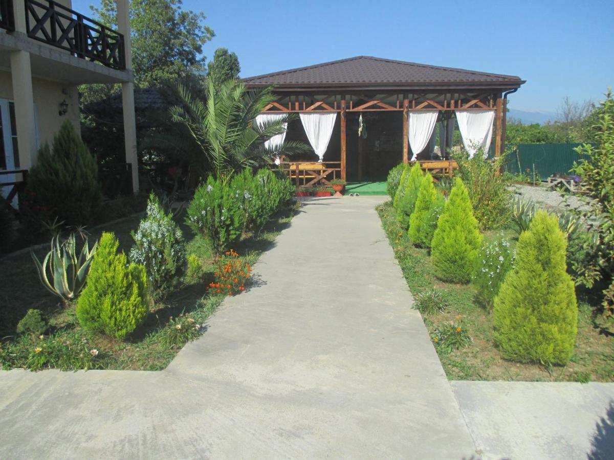 Guest House У Дедушки Самвела Alakhadzi Kültér fotó