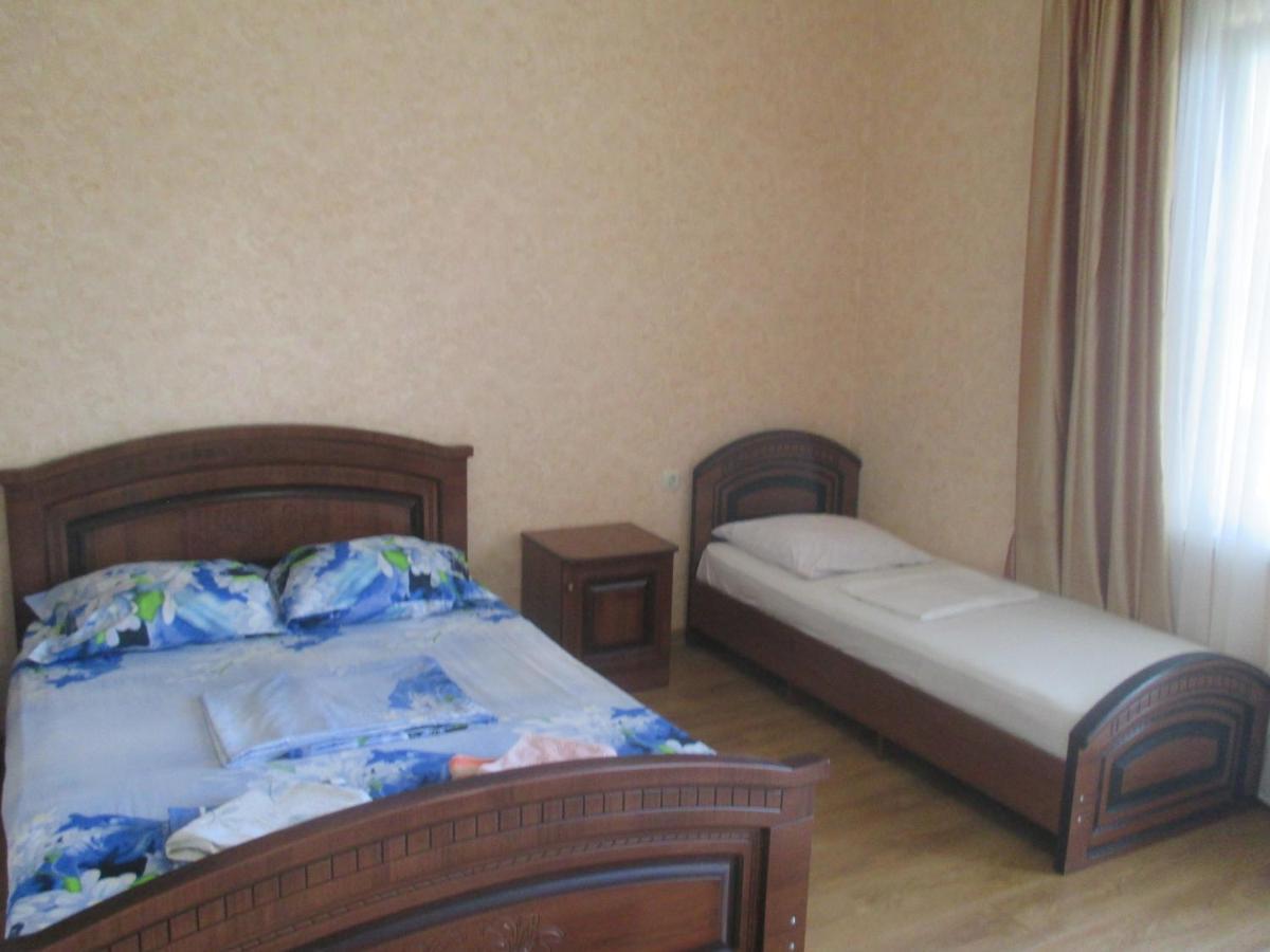 Guest House У Дедушки Самвела Alakhadzi Kültér fotó