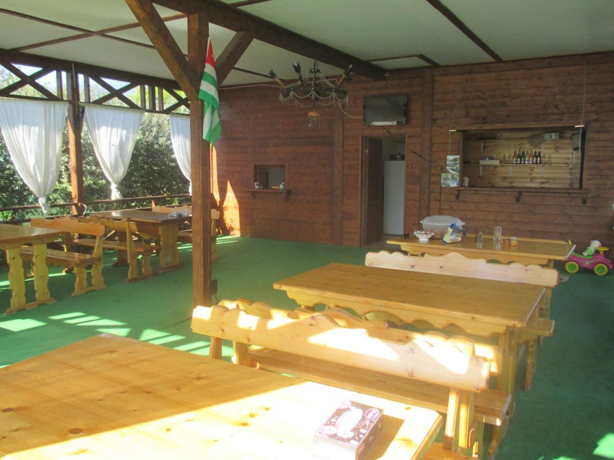 Guest House У Дедушки Самвела Alakhadzi Kültér fotó