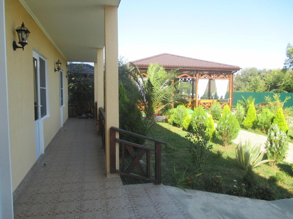 Guest House У Дедушки Самвела Alakhadzi Kültér fotó